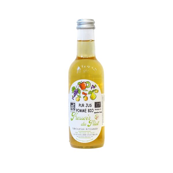 Pure organic apple juice